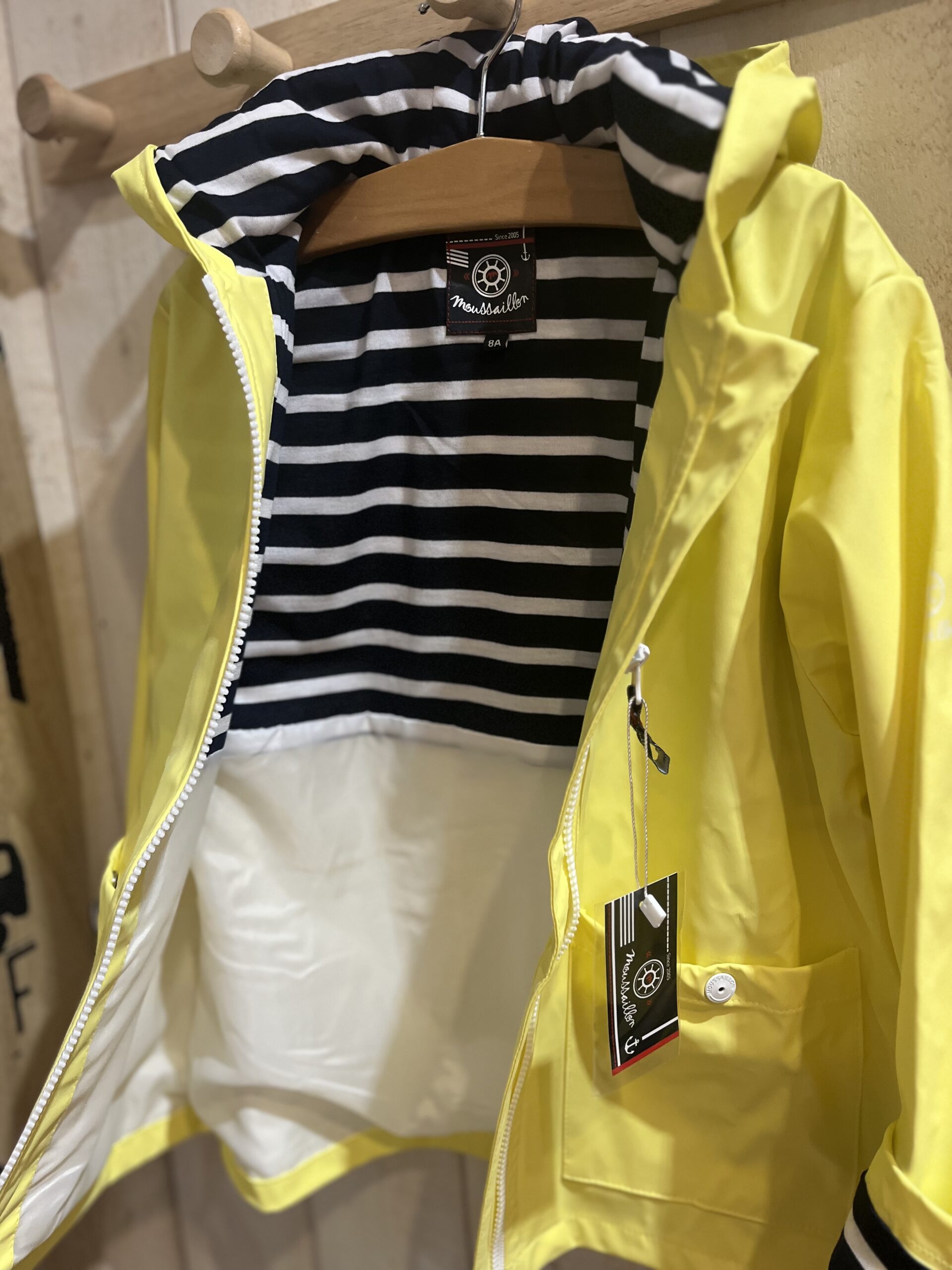 Coupe vent aspect ciré • Unisexe • « Moussaillon « du 2 au 8 ans – Image 2